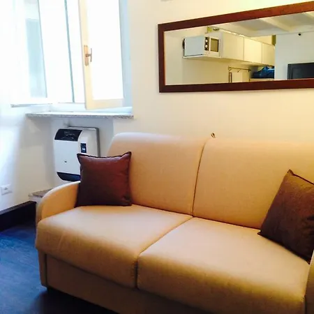 Studio Flat